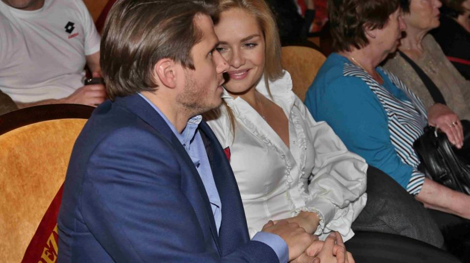 Taťána a Ondřej - Takhle se má v kině držet za ruku zamilovaná dvojice